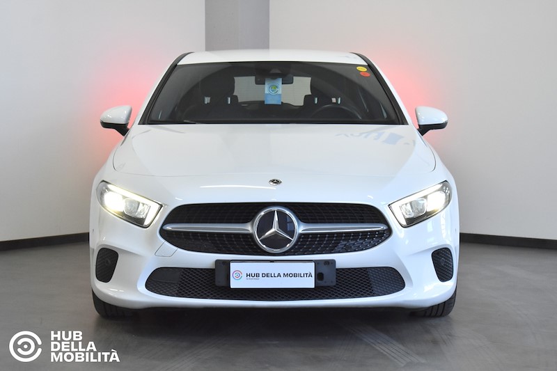 MERCEDES-BENZ A 180 d Business Extra